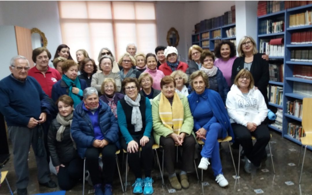 Compromiso Social del Instituto Andaluz del Yoga en Málaga: 2ª fase del ciclo de Yoga para mayores, personas con fibromialgias o con movilidad reducida.