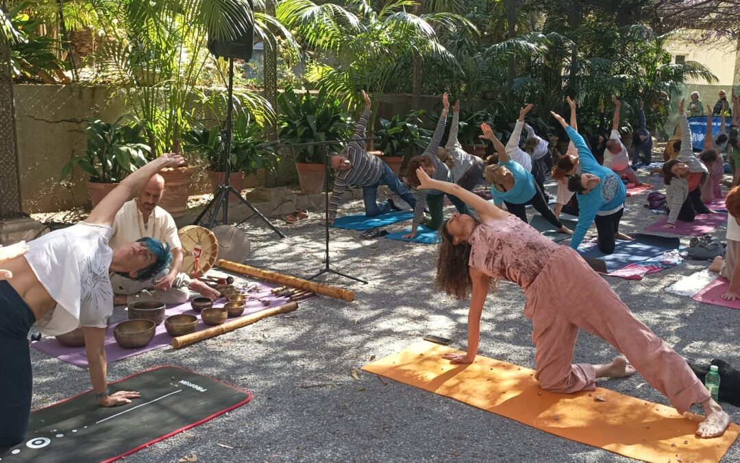 (Vídeo y fotos) Gracias por vuestra participación en Yoga en el Jardín, 30 de marzo 2025 Jardín Botánico de Málaga